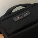 TSA-Schloss auf Rucksack für Hauptfach