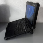 Durabook R10 Rugged Tablet testen Tastatur / Seitenansicht
