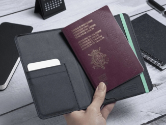 Scapade AirPass: Smarte Reisepass Hülle mit Apple „Wo ist?“