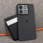 Plaude Note Pro AI Notetaker mit Moto Edge 70 Max Smartphone
